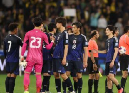 【フットボールチャンネル編集部】サッカー日本代表の人気低迷は加速する、お金を払っても退屈な豪州戦、もし、この試合が地上波放送であった場合、多くの人がチャンネルをバラエティ番組に変えていたはずだ