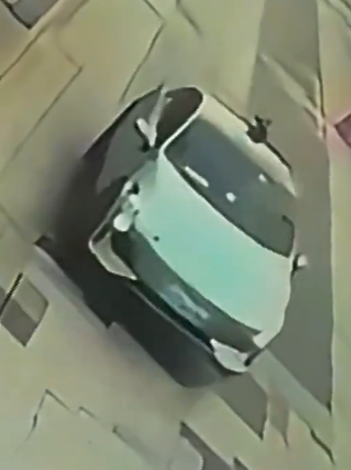 チャイナEV　突然火を噴く
