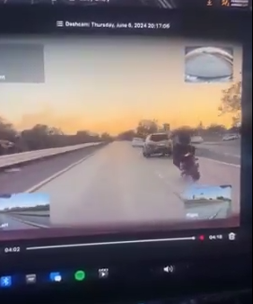 【動画】煽り運転マン　走行中に爆発