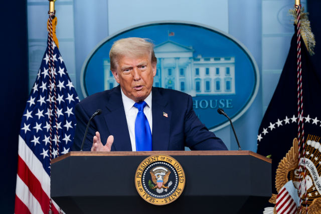 トランプ、日本との関税交渉打ち切りwww