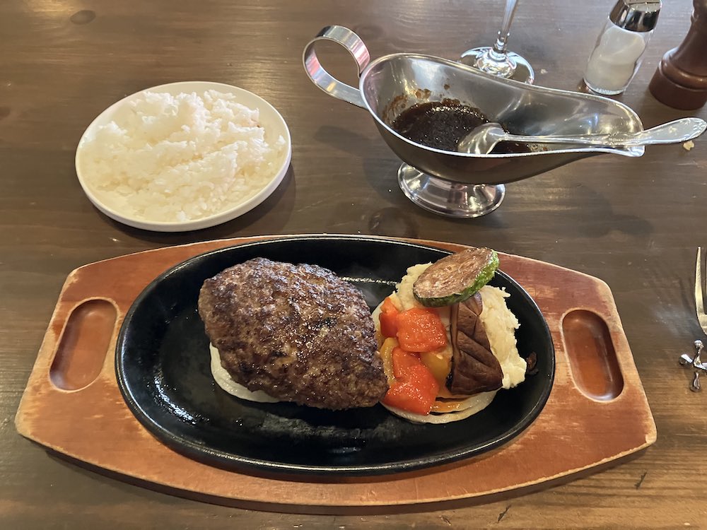 ハンバーグが最高にうまいと思うチェーン店