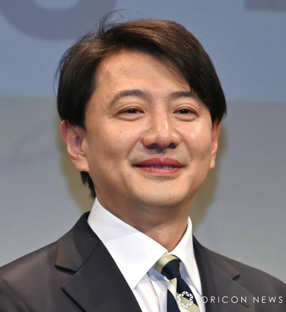 フジテレビ「イット！」青井実アナ、山火事のニュースで爆笑!?　カメラに気づいて険しい表情に