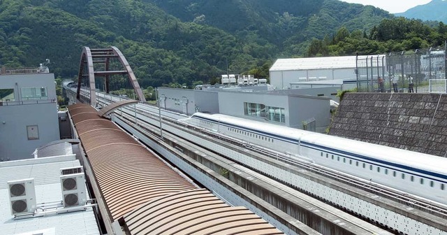 リニア開業、2060年へ。大半のお前ら死亡ww