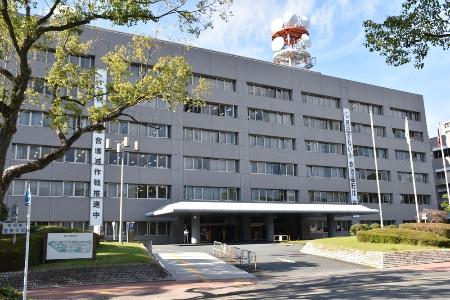 女子生徒の着替え盗撮疑い、高校教員逮捕－福岡県警
