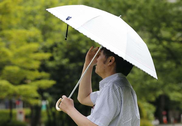 日傘男子は当たり前　お前らまだ日傘さしてないの？