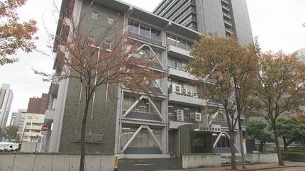 自称・俳優の男（40）強盗傷害容疑で現行犯逮捕、タバコ1個を盗みコンビニ店員にけがさせた疑い