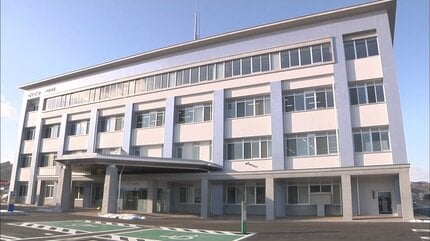 10歳未満の面識がある少女を連れまわして誘拐した容疑で70歳の男を逮捕
