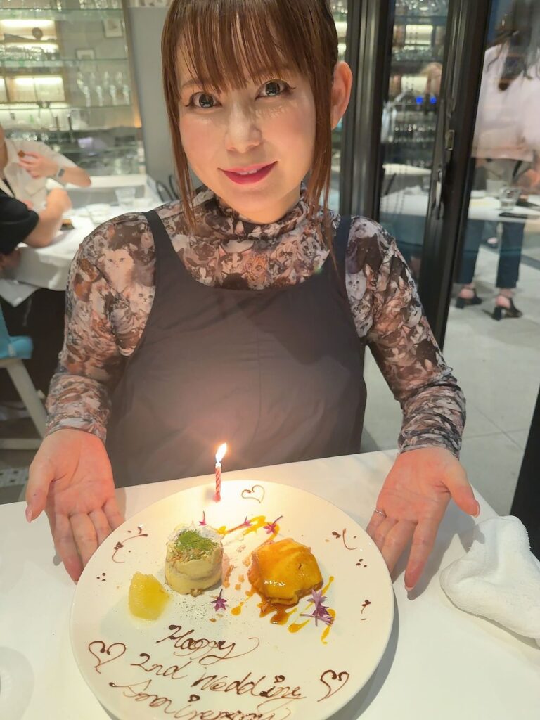 中川翔子、結婚2周年の夫婦ディナーショットを公開　「七夕婚だったんですね」「なんて幸せな投稿」「素敵」祝福の声