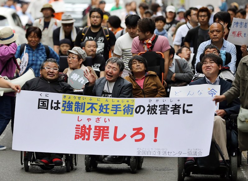 被害補償、8県が「個別通知」　強制不妊手術の障害者らに