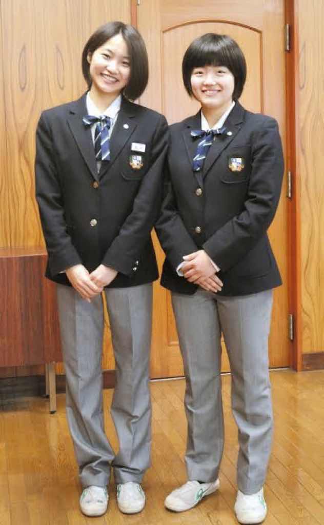 女の制服にズボンも購入可能　現代ではスカート履く女が20%なので（画像あり）