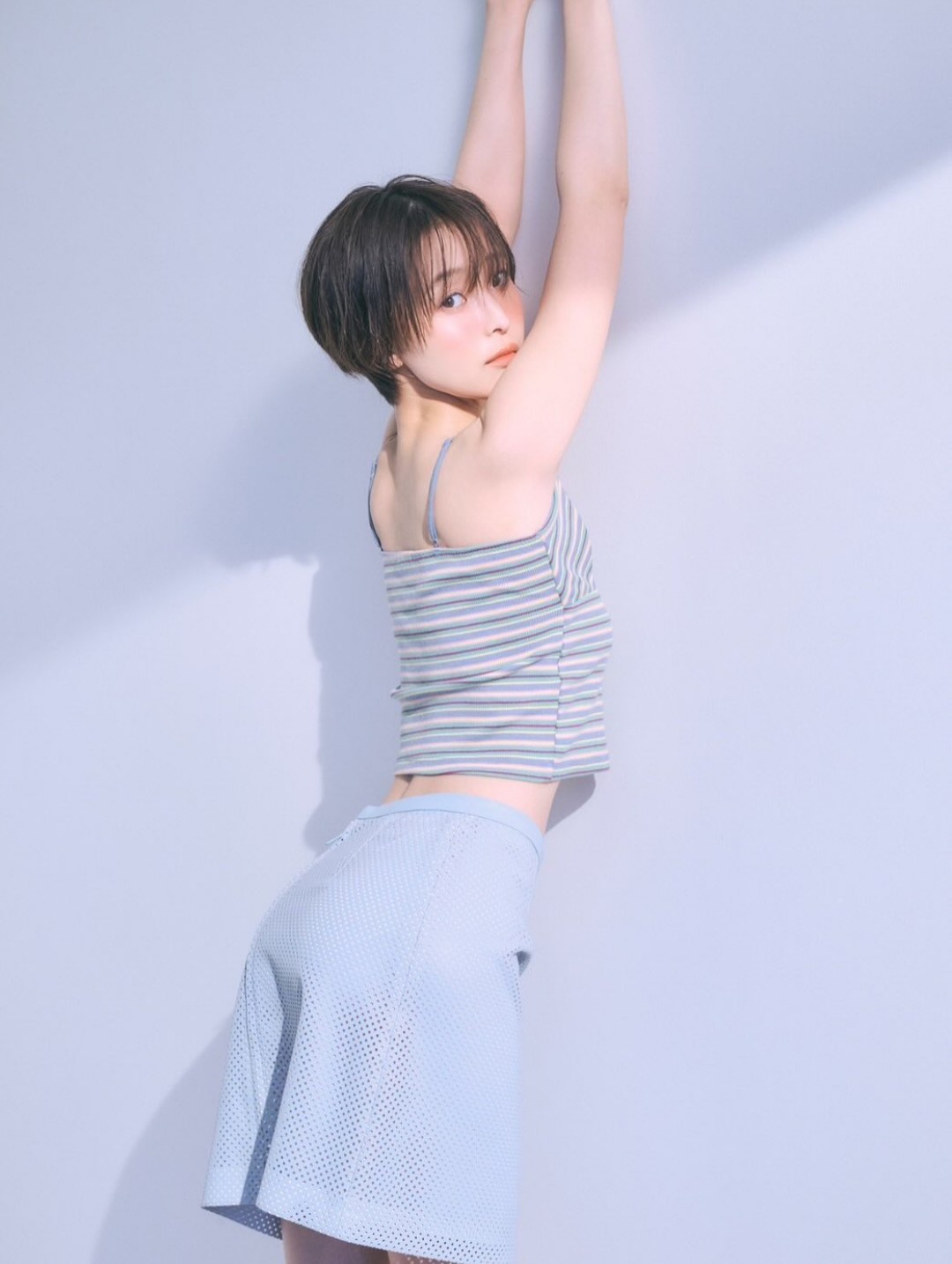 【芸能】元フジ・渡邊渚アナ、美ボディあらわ キャミソール姿でポージング 「ちょこっとだけ!」公開でアピール