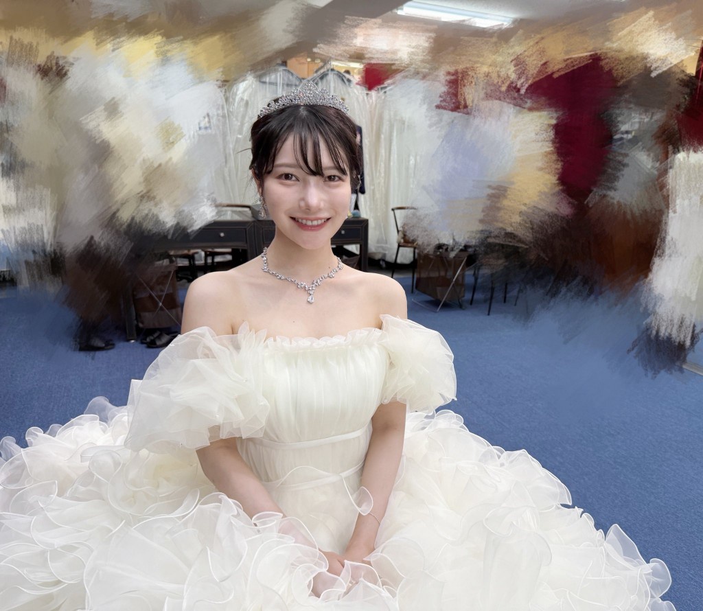 AV女優差別したドレス女のご尊顔ww