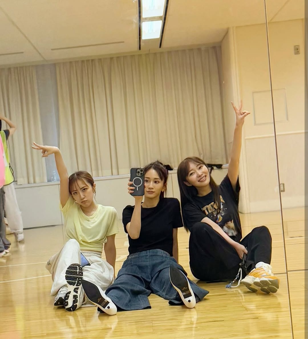 【芸能】前田敦子、高橋みなみ、指原莉乃…　元AKB48の豪華メンバーがダンスレッスンで集結！　前田敦子の報告に「やばい！」