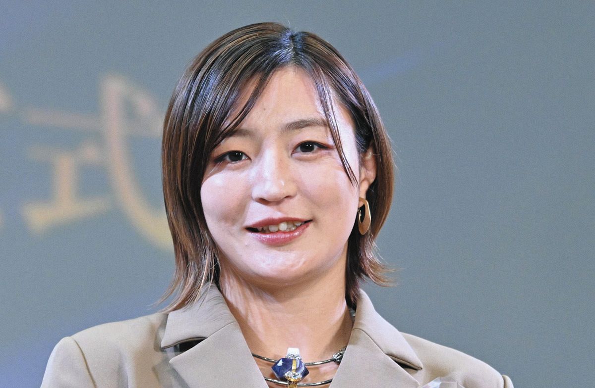 【宮城】金メダリストの「婦警」ショットに「逮捕されたい（笑）」 宮城県角田市で一日署長　「犯人を巴投げで逮捕」「貴重すぎる」