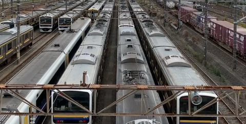 再）JR東日本の幕張車両センターで隙間バイトのタイミーさんが死亡。灼熱の車両清掃で熱中症か