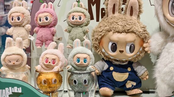 中国発ラブブ「2027年にハローキティ超え」がおこがましすぎる理由　バブルはじけ転売ヤーは大きな損失