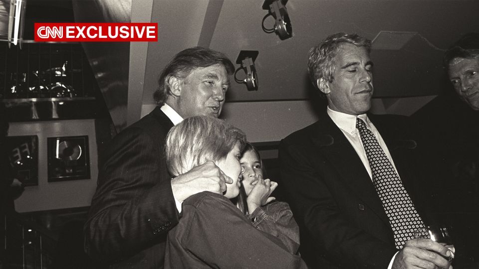 トランプさん､エプスタイン氏との関係画像が続々と｡トランプさんの結婚式に招待されていた映像など｡