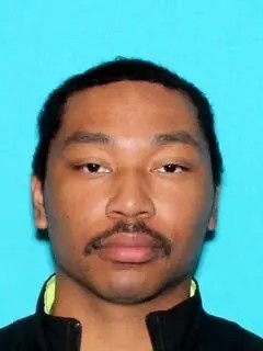 ニューヨークの銃乱射事件、犯人は日本人か…
