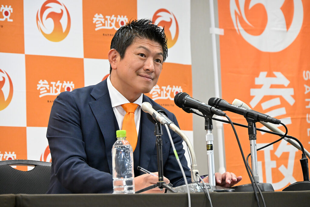 「政治的無知と認知バイアスで“バ○の二乗”に」　先進諸国での極右勢力の台頭…その原因とは