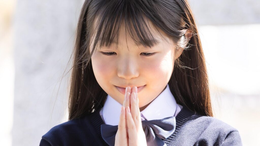 何で先進国で日本だけ賃金が上がるどころか下がって行ってるの？