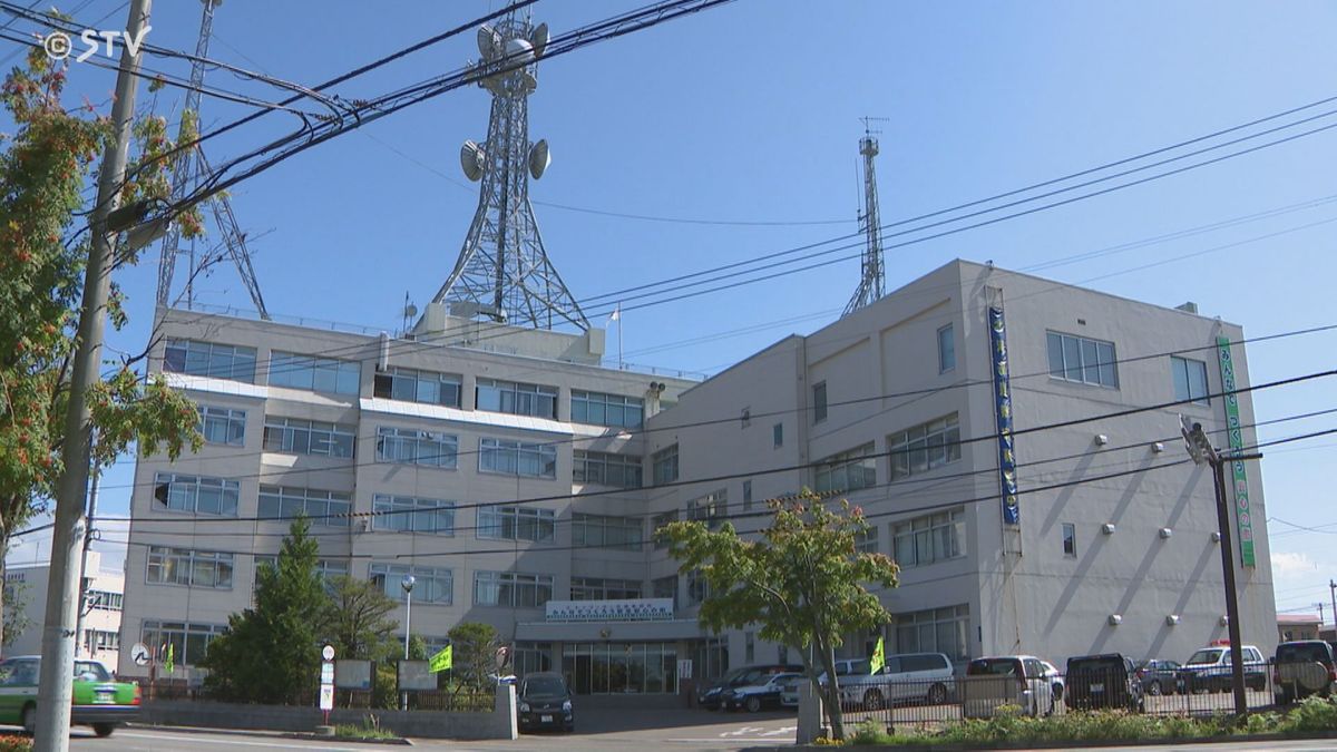 「財布がないと気づいたが自宅に戻るのが面倒」と缶詰など万引き…自称・42歳の女を逮捕