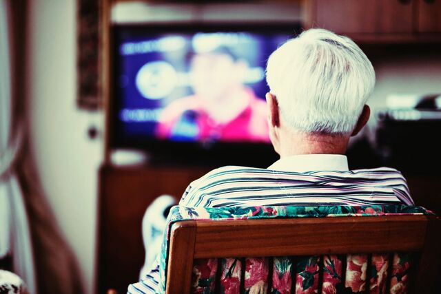【オワコン】そりゃ「テレビ離れ」が止まらないわけだ…20代の4人に1人は「テレビ局のコンテンツを一切見ない」衝撃的データ