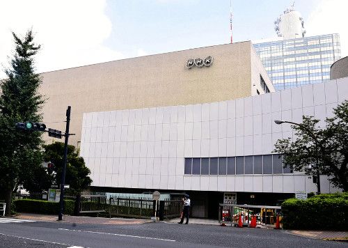 【公共放送】深刻な収入減でもスクランブル化否定のＮＨＫ「番組の質・量は維持」…制作費の４分の１は人件費