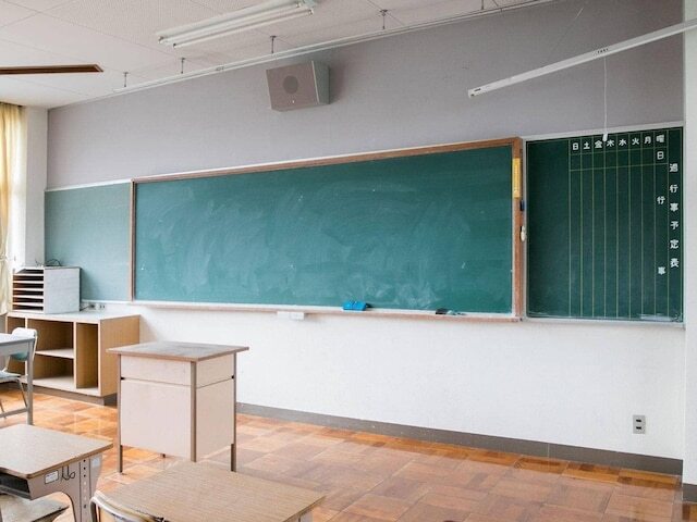 【小学校】夏休み、学校の先生は何してる？ 長期休暇中も「ほぼ毎日出勤」のワケ