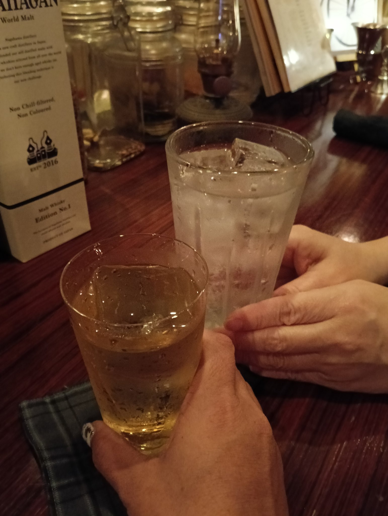 【悲報】参政党、さっそく不倫の文春砲WWW