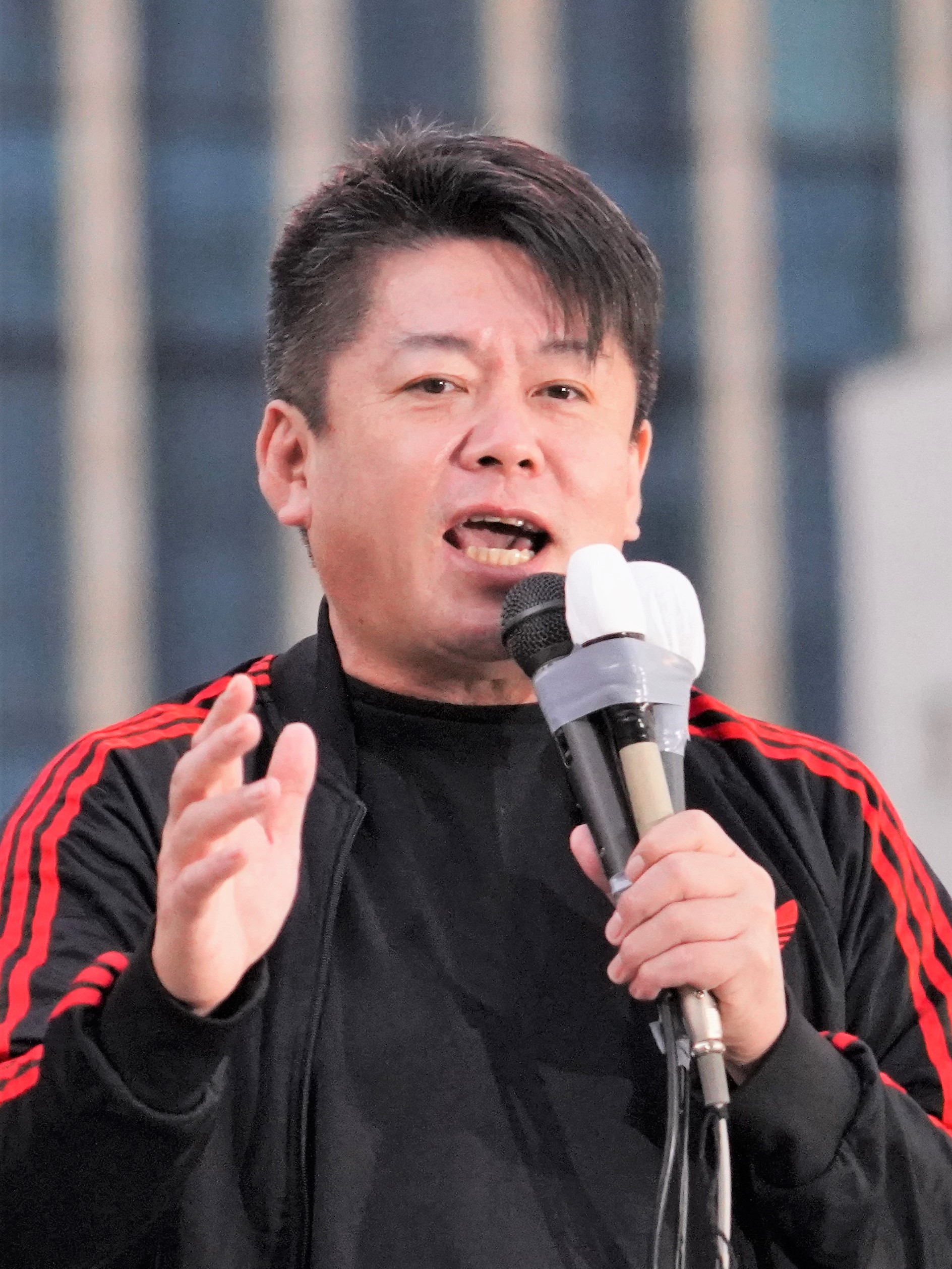 【正論】ホリエモン「お前らみたいな消費税しか納めていないような日本人の方が外国人留学生より無駄」