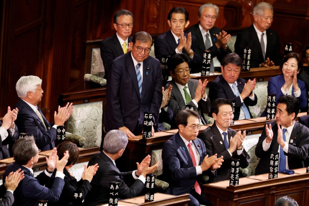 【石破】自民、過去最低の獲得議席になる可能性浮上