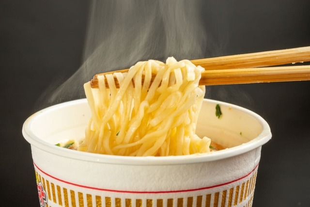 【節約食】「カップ麺=節約」はもはや過去!? 昔は「100円台」だったけど、約10年でどれだけ値上げした？