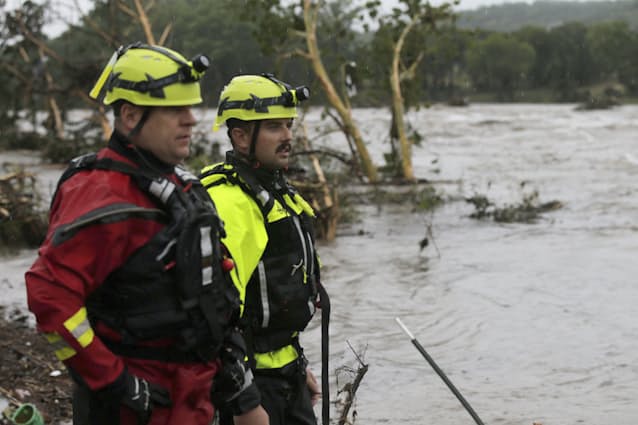 【米テキサス州の洪水の死者70人に】少なくとも41人行方不明