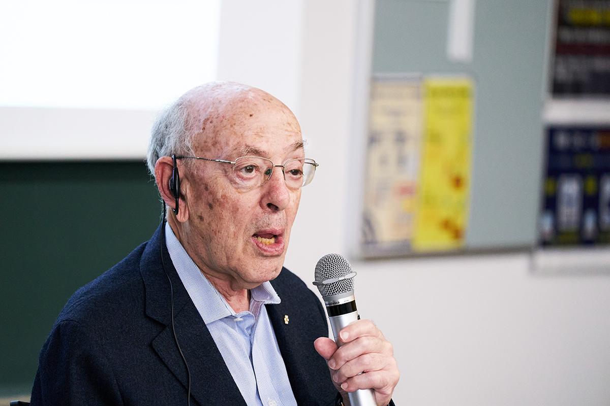 【経営学の巨匠】ミンツバーグ氏「世界は狂っているが、日本は正気」と断言