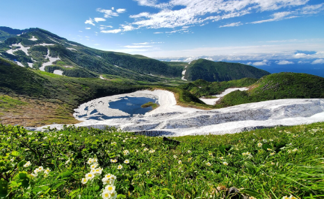 【アウトドア】登山好きライターが行って良かった「夏にしか登れない日本百名山」3選　＜2025年7月版＞