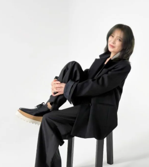 【芸能】中森明菜の還暦を記念した限定ポップアップが7月16日から伊勢丹新宿店で開催　限定Tシャツも販売
