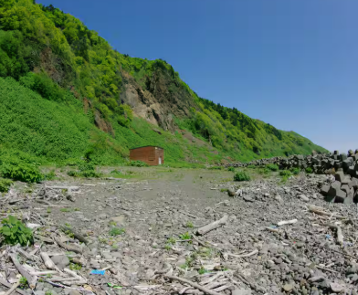 再)【北海道】世界遺産の知床に太陽光パネル320枚　観光船事故受け、携帯基地局電源用　火災リスクも