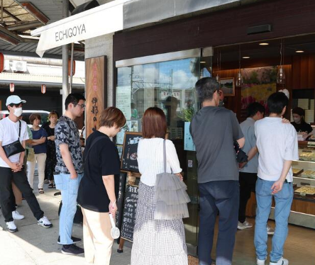 名物といえばまずいローメンとザザ虫しか無い電子マネーの街伊那で売れない菓子がSNSで売上10倍