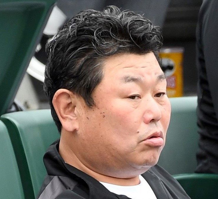 デーブ大久保さん、生放送で「高めのくそボール」と不適切な解説をしアナから注意を受ける