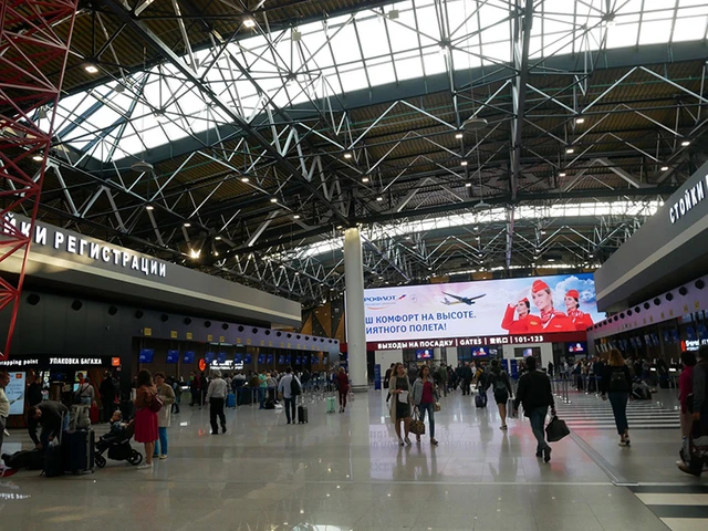 モスクワ最大の空港は事実上破産状態　ロシア最大の航空ハブ空港の一つドモジェドヴォ国際空港　総負債約700億ルーブル