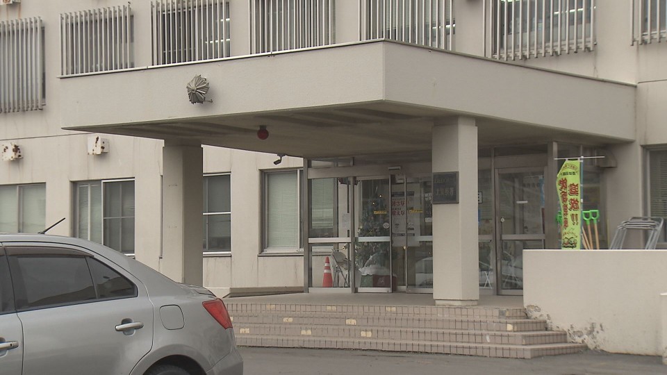 リュックからパスケースを…同じ大学に通う21歳の女「交通費を浮かせるために定期券を盗んだ」