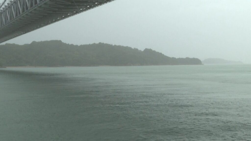 倉敷・下津井港の沖合に漂流遺体　水上バイクで行方不明の男性か　腕時計など確認　岡山