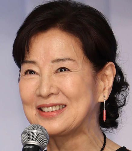 吉永小百合、「日活三人娘」和泉雅子さんを追悼　「今、銀河鉄道の彼方に飛んで行ってしまわれたのですね」