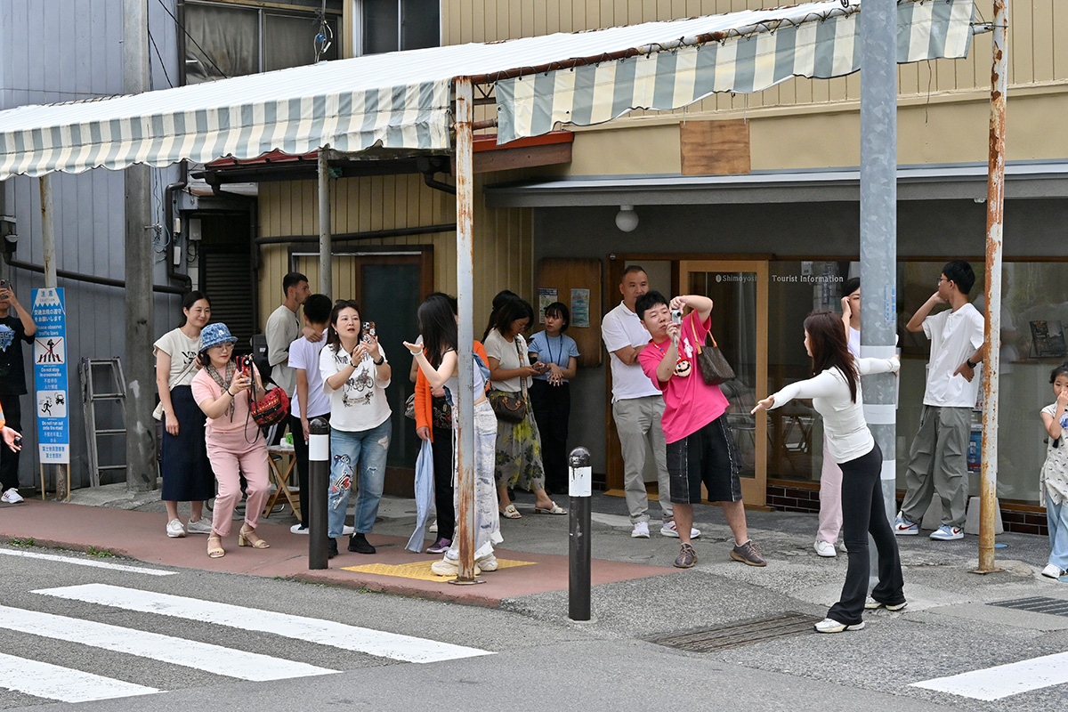外国人に甘過ぎる『免税制度』を廃止すれば1600億円の税収増」 外資の土地買収は敵対勢力の活動拠点に