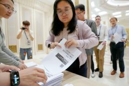 外国籍18歳の高校生が立会人に　参院選期日前投票、愛知…高校生に謝罪