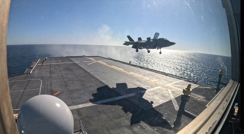 空自の最新鋭ステルス戦闘機F35B　8月7日から新田原基地に配備