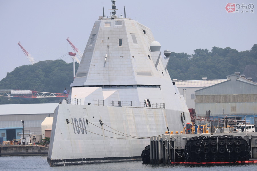 世界一かっこいい駆逐艦が横須賀に入港