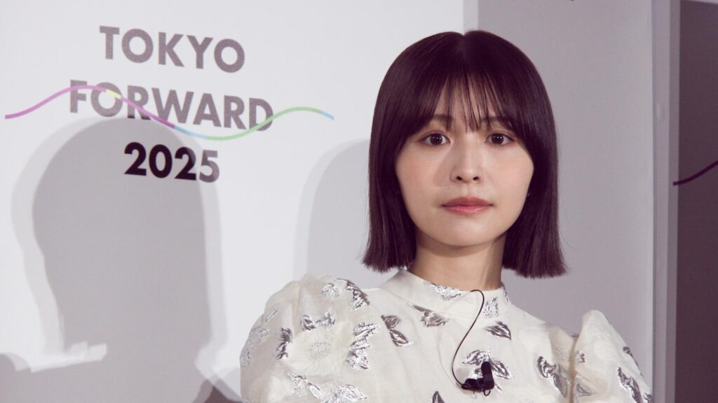 長濱ねる2nd写真集　写真集ランキング1位も、amazonレビュー1点台の低評価