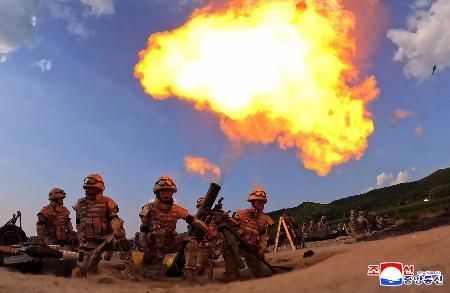 【米韓合同軍事演習に対抗】北朝鮮、軍が砲撃訓練 「国境の向こうの軍事的ならず者たちを徹底的に抑制した」