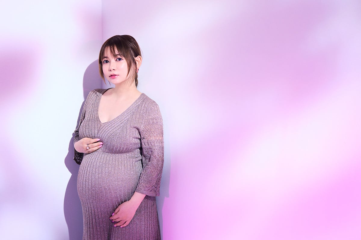 【しょこたん】第1子妊娠中の中川翔子、マタニティフォト初公開 大胆なランジェリールックも披露 撮影は蜷川実花